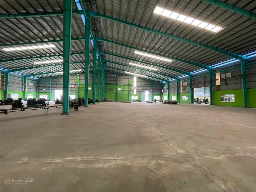 Cho thuê kho 3200m2 cạnh ql1a, đà nẵng chỉ 50k/m2/th