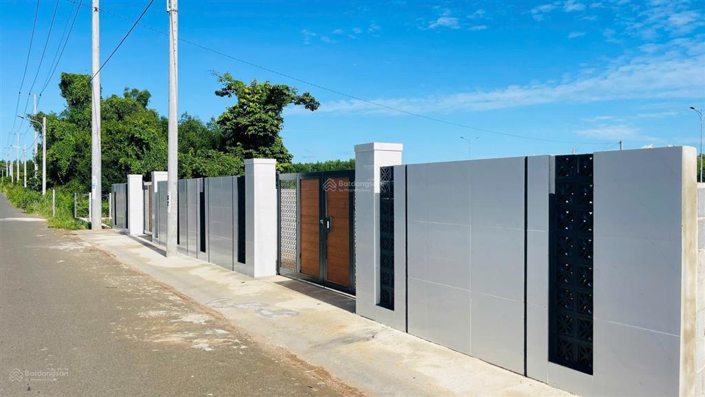 Bán đất xã đất đỏ hồ chí minh ( thị trấn đất đỏ bà rịa vũng tàu cũ)