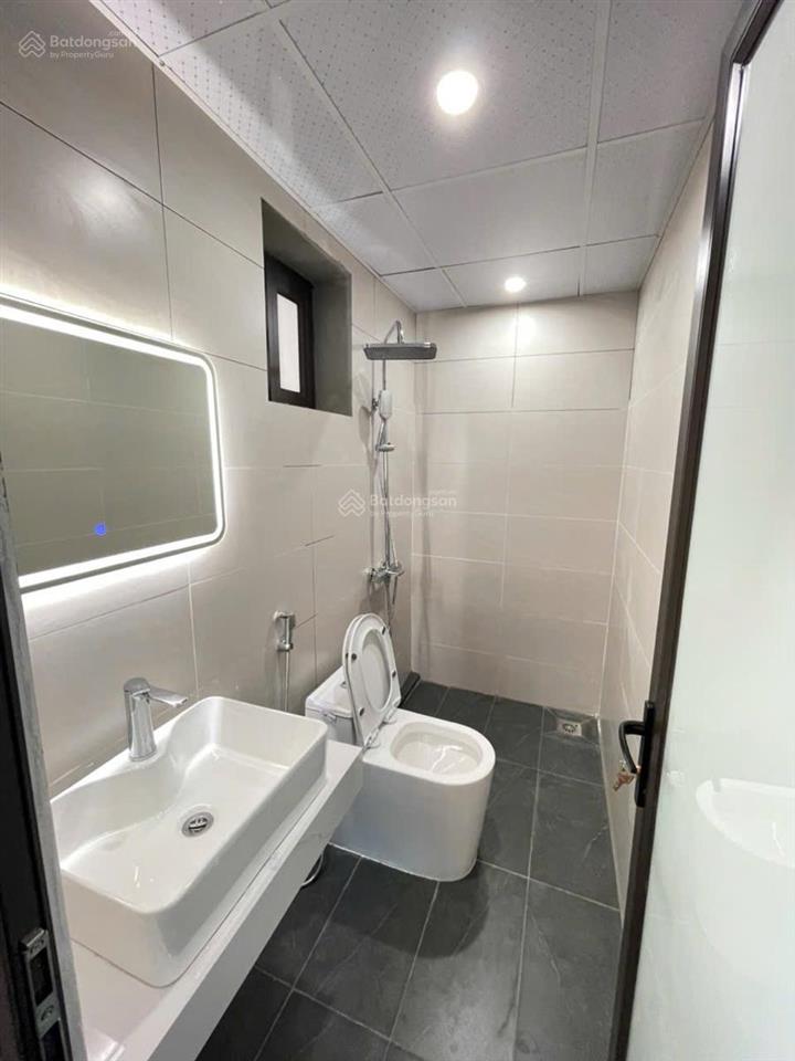 Hiếm !!! tây mỗ 35m2 nhà dân xây chắc chắn, 3pnkk chỉ 7.x tỷ đang sửa mới