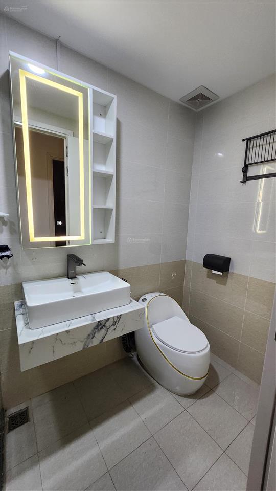 Cho thuê căn góc tầng 29, cc diamond riverside, 12,5 triệu, 74m2, 2pn + 2wc, nội thất mới rất đẹp.