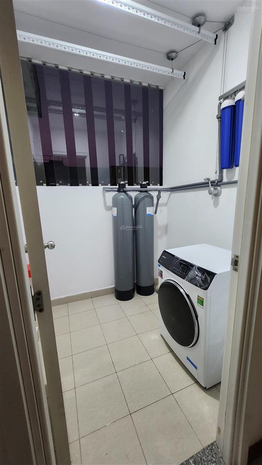 Cho thuê căn góc tầng 29, cc diamond riverside, 12,5 triệu, 74m2, 2pn + 2wc, nội thất mới rất đẹp.