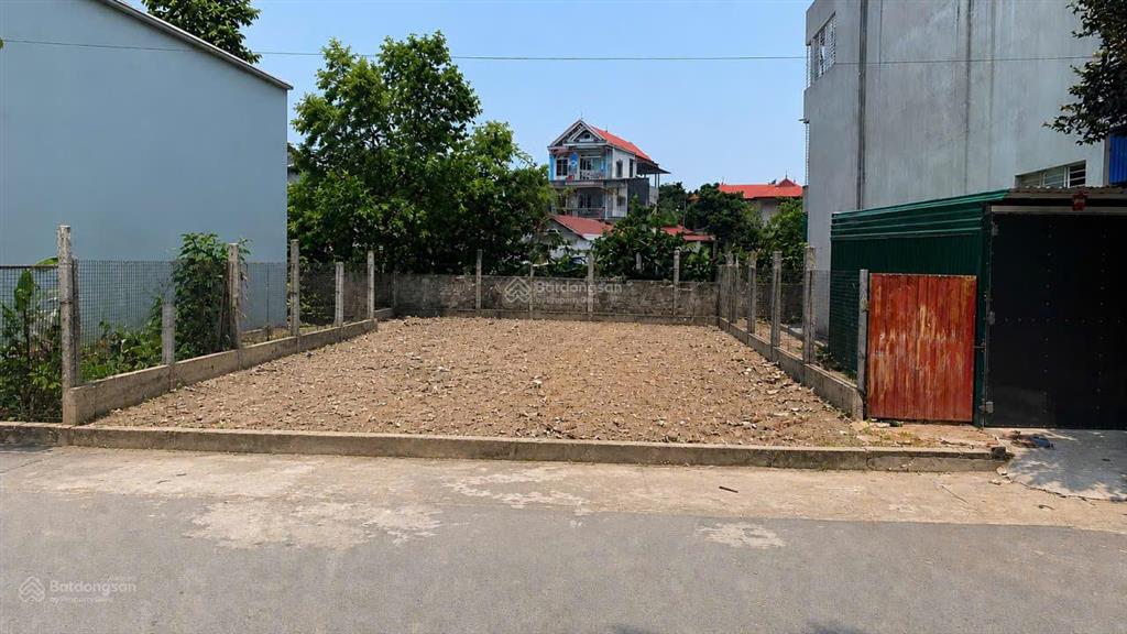 Bán lô đất siêu đẹp phú cát sát nhà máy in tiền, ngay cạnh đại lộ thăng long, sẵn sổ, giá rẻ