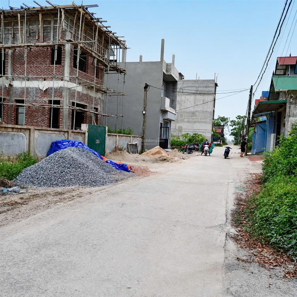 Bán lô đất siêu đẹp phú cát sát nhà máy in tiền, ngay cạnh đại lộ thăng long, sẵn sổ, giá rẻ