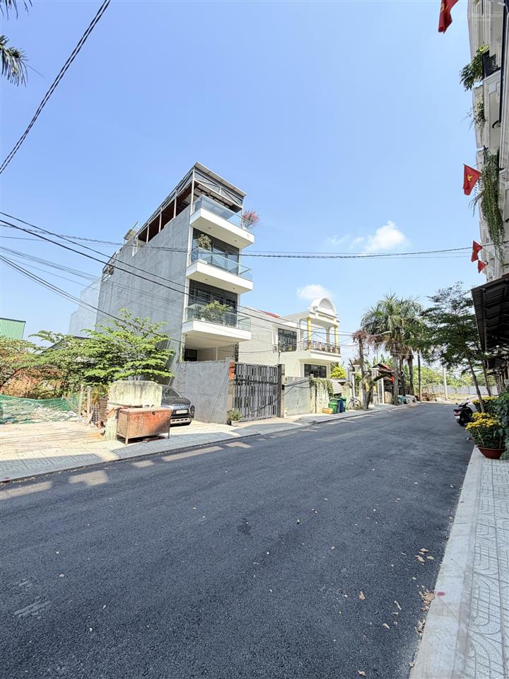 Bán lô đất đường 9 mét cực đẹp sát vạn phúc