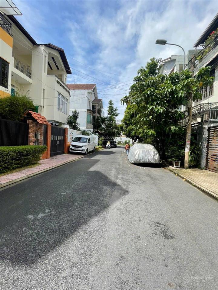 Bán lô đất (8x15m) khu biệt thự bên sông gigamll