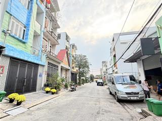 Bán nhà 4 lầu (4,5 x18 ) sát vạn phúc city đường 8 mét