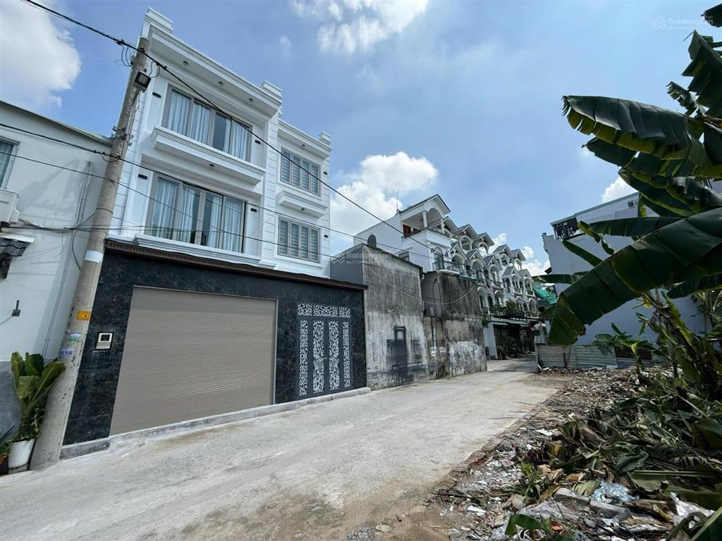 Villa mini 4 tầng ngang khủng 8m, ngay chợ hiệp bình, gigamall