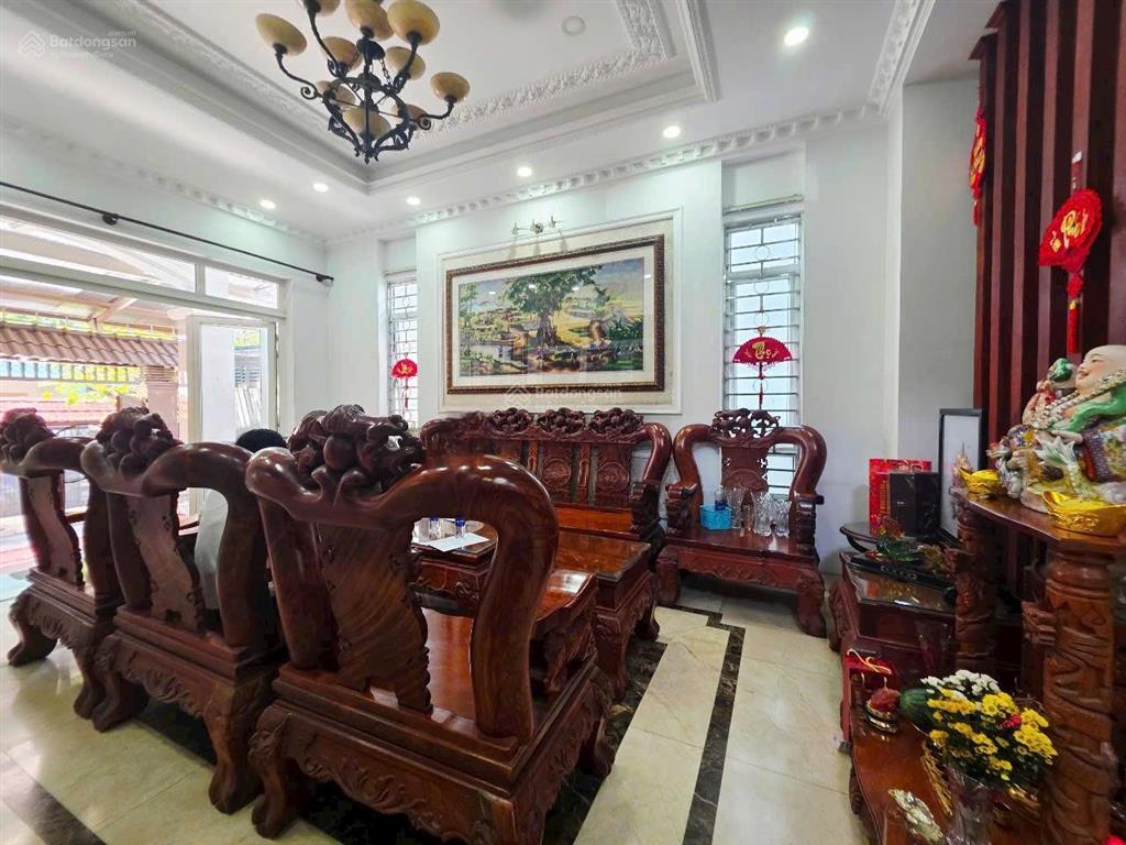 Bán biệt thự 2 lầu hiệp bình chánh thủ đức