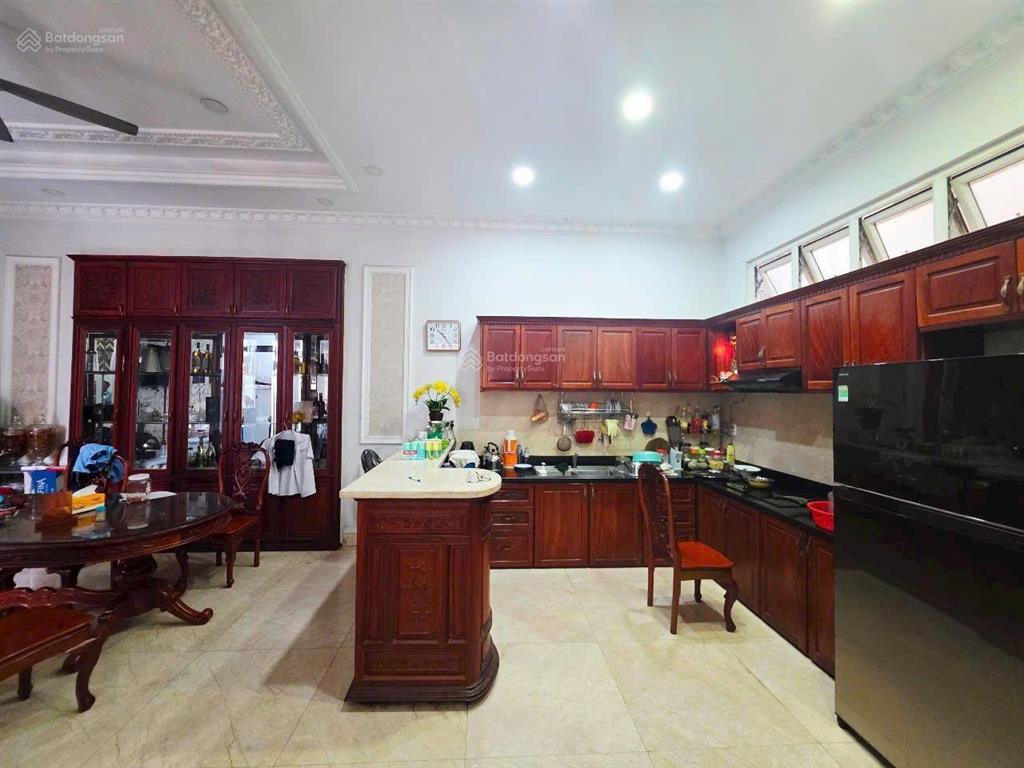 Bán biệt thự 2 lầu hiệp bình chánh thủ đức