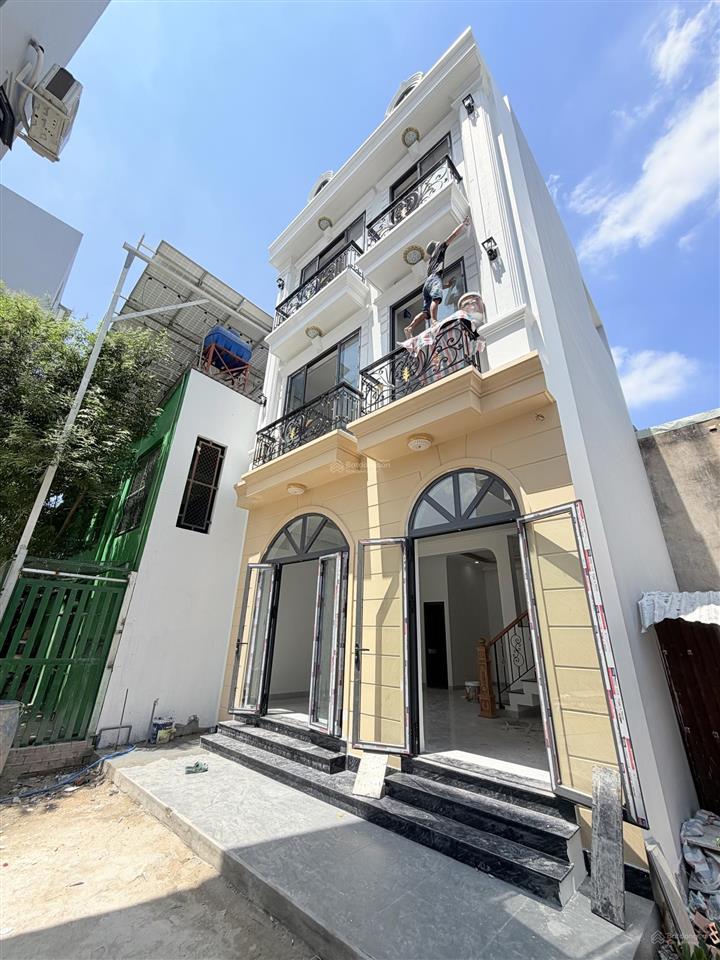 Bán nhà 3 lầu hiệp bình ngang 6 mét đường xe hơi