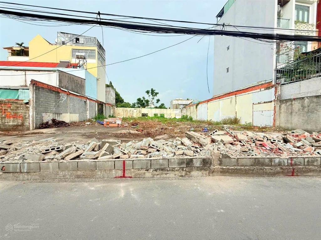 Bán lô đất 156.1m2 đường xe tải, giá 7,3 tỷ, gần khu hồng long