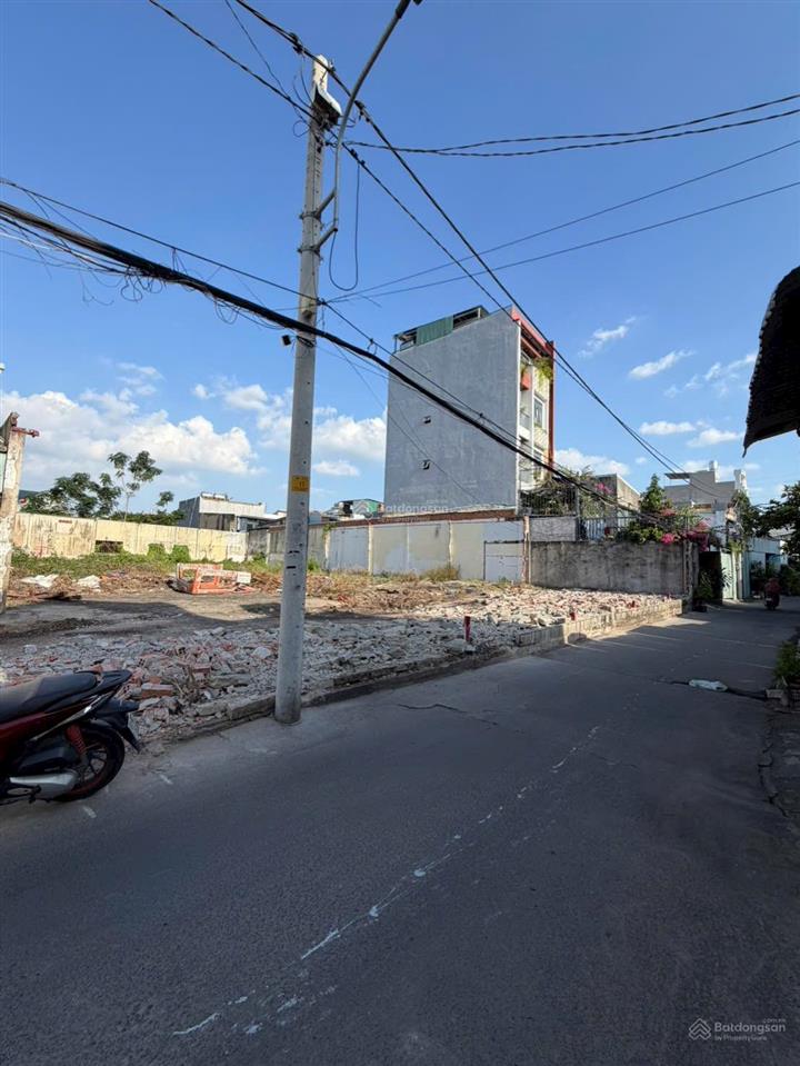 Bán lô đất 156.1m2 đường xe tải, giá 7,3 tỷ, gần khu hồng long