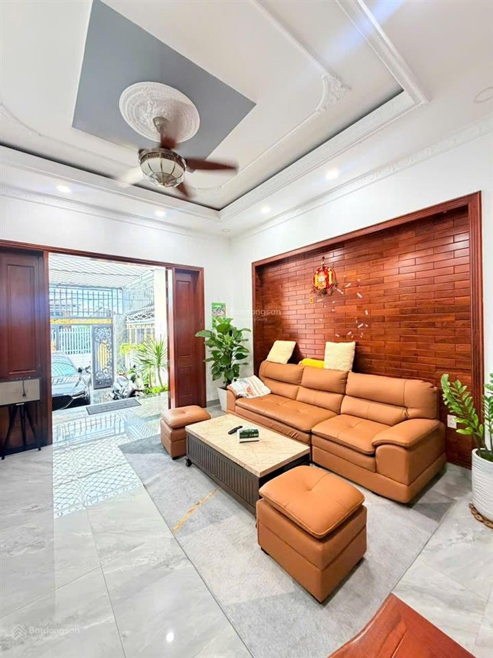 Bán nhà 2 lầu (5x23) hiệp bình thủ đức