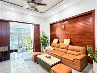 Bán nhà 2 lầu (5x23) hiệp bình thủ đức