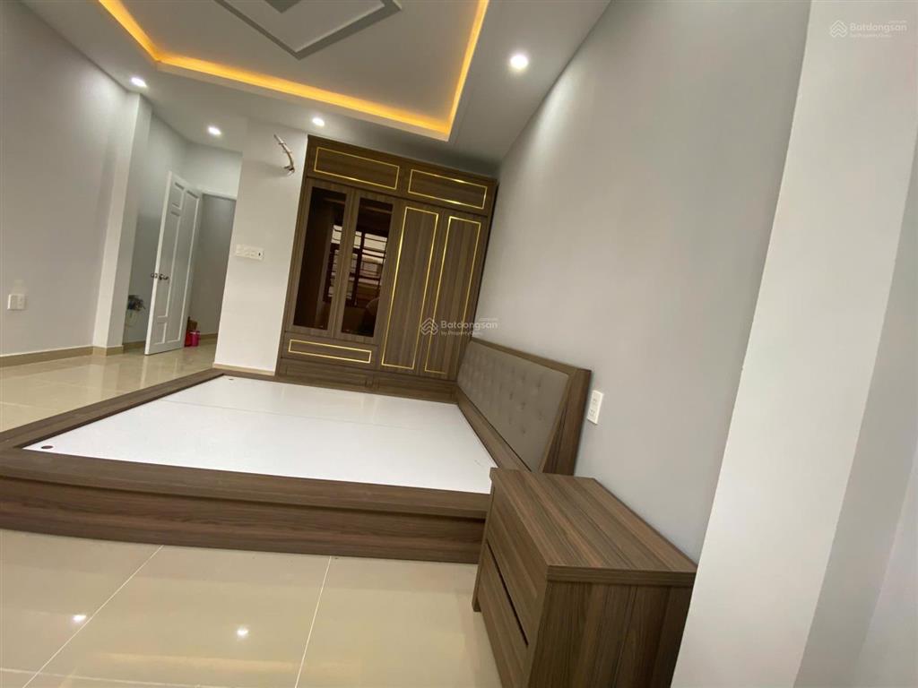 Bán nhà 3 lầu hiệp bình thủ đức (4x16)