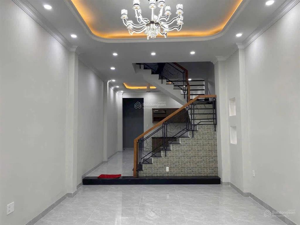 Bán nhà 3 lầu hiệp bình thủ đức (4x16)