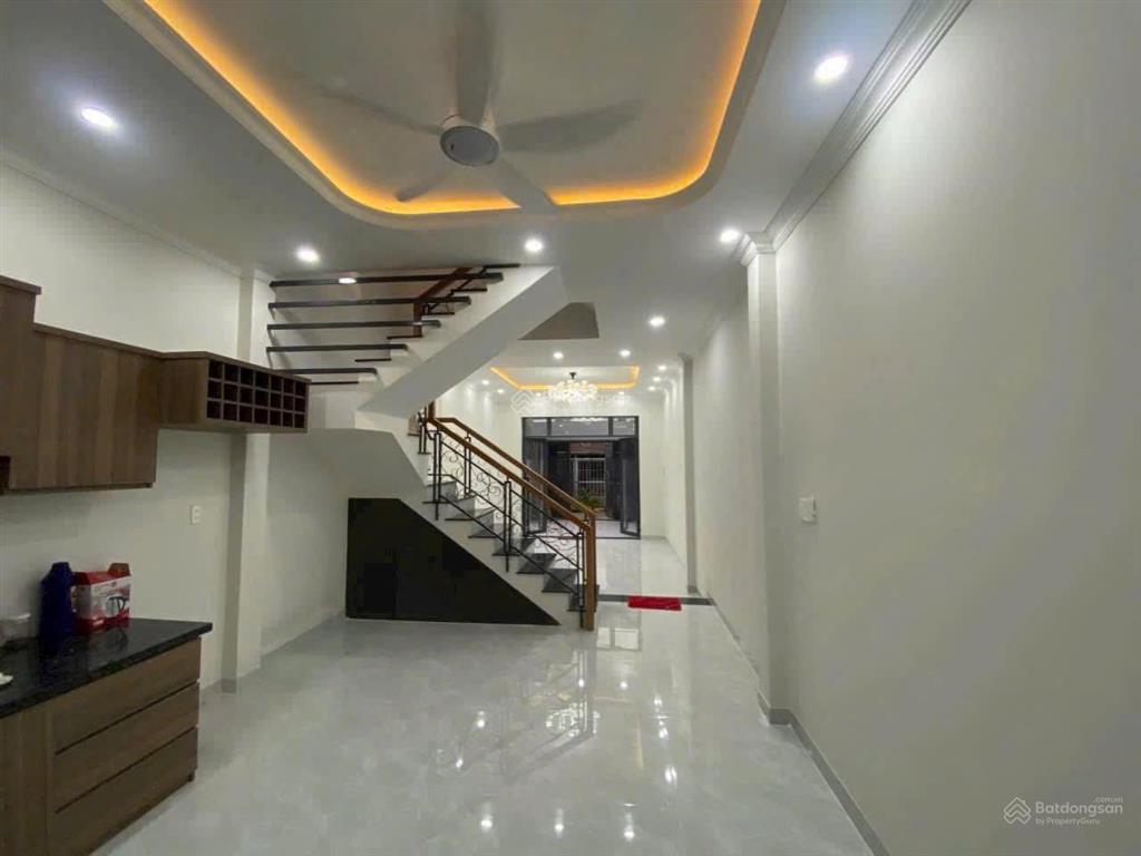 Bán nhà 3 lầu hiệp bình thủ đức (4x16)