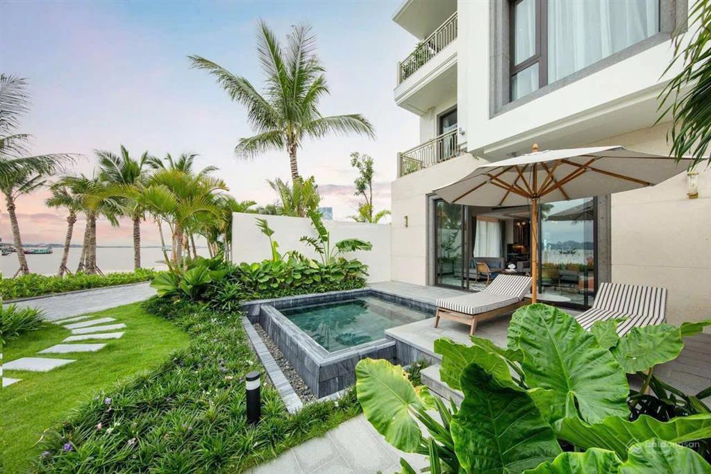 Bán biệt thự grand bay halong villas, chỉ 35 tỷ, 215m2, view đẹp, giá ưu đãi, hạ long, quảng ninh