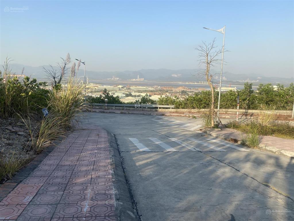 Bán đất nền tại biệt thự đồi thủy sản, diện tích 332m2 giá rẻ nhất thị trường
