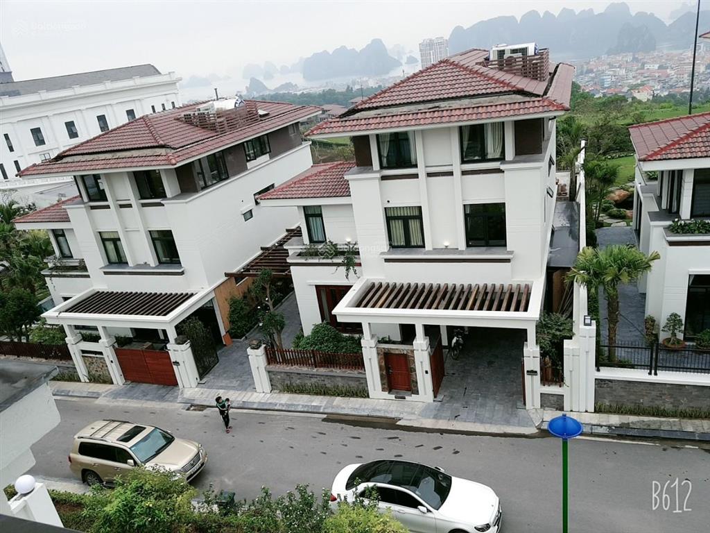 Chính chủ cần chuyển nhượng lại căn biệt thự flc hạ long view sân golf