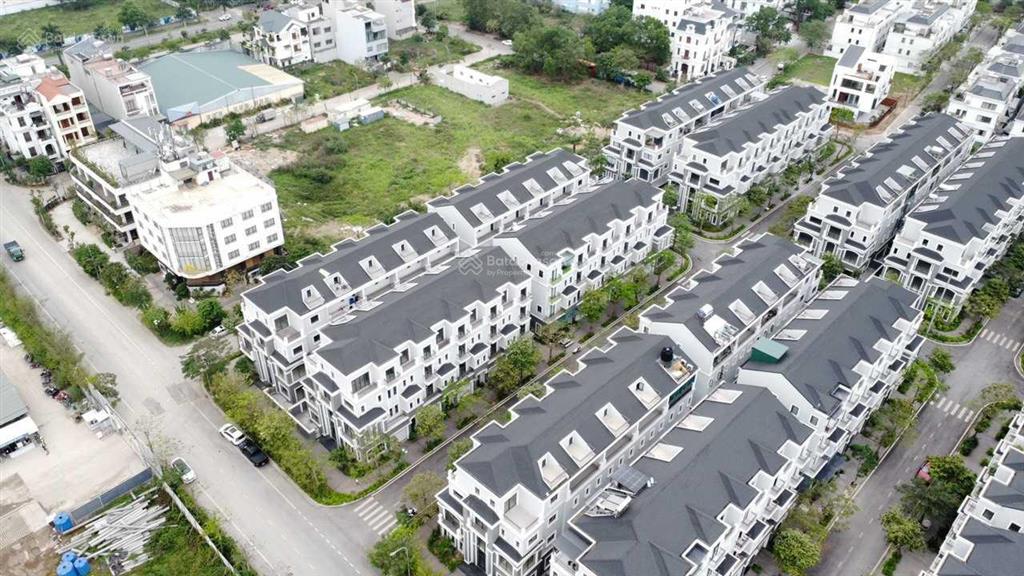 Chính chủ cần bán cắt lỗ căn hộ shophouse dự án grand bay townhouse hạ long chỉ 9 tỷ