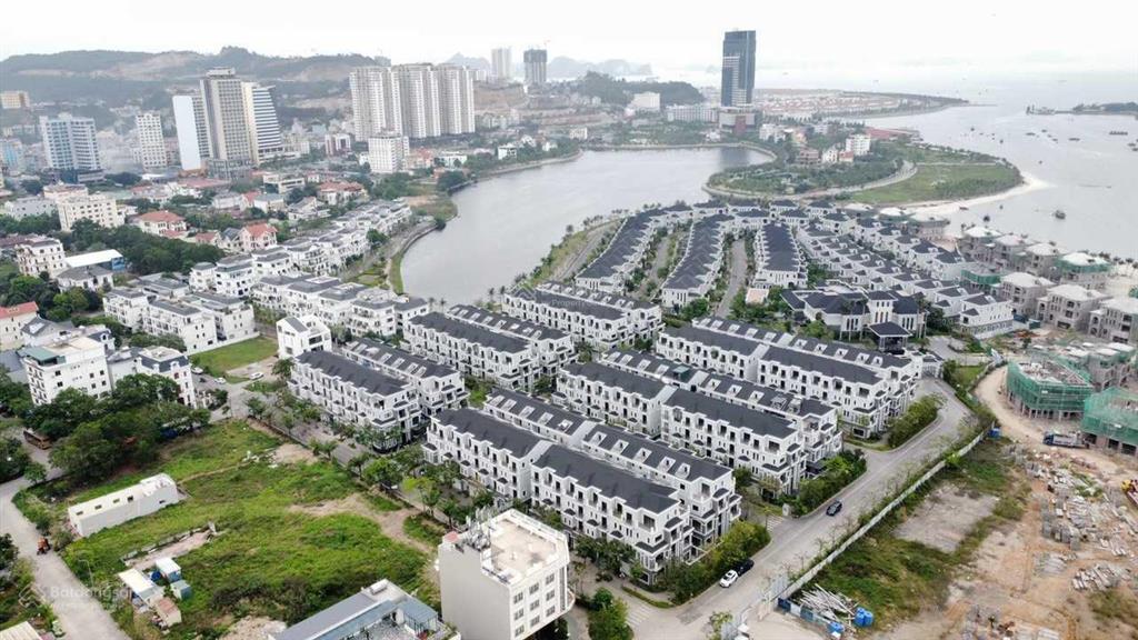 Chính chủ cần bán cắt lỗ căn hộ shophouse dự án grand bay townhouse hạ long chỉ 9 tỷ