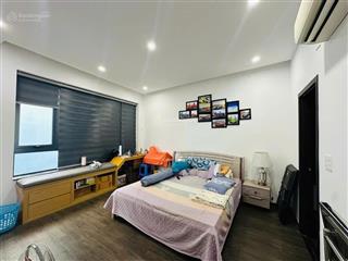 Hạ sốc bán nhanh, chỉ 10,x tỷnhà đẹp 3 tầng chế lan viên,cách biển mỹ khê chỉ 100mô tô thoải mái