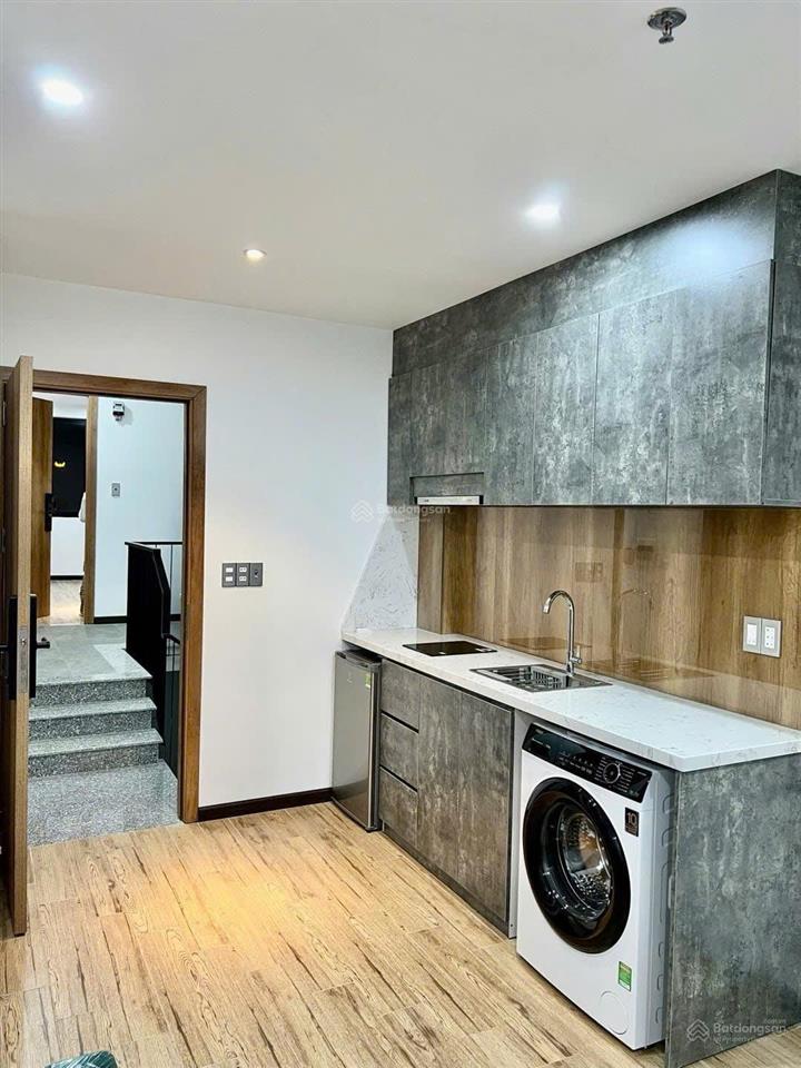 Bán gấp tòa căn hộ 5 tầng mặt tiền nguyễn bỉnh khiêm  sát cầu rồng, biển mỹ khê dt~50 triệu/tháng
