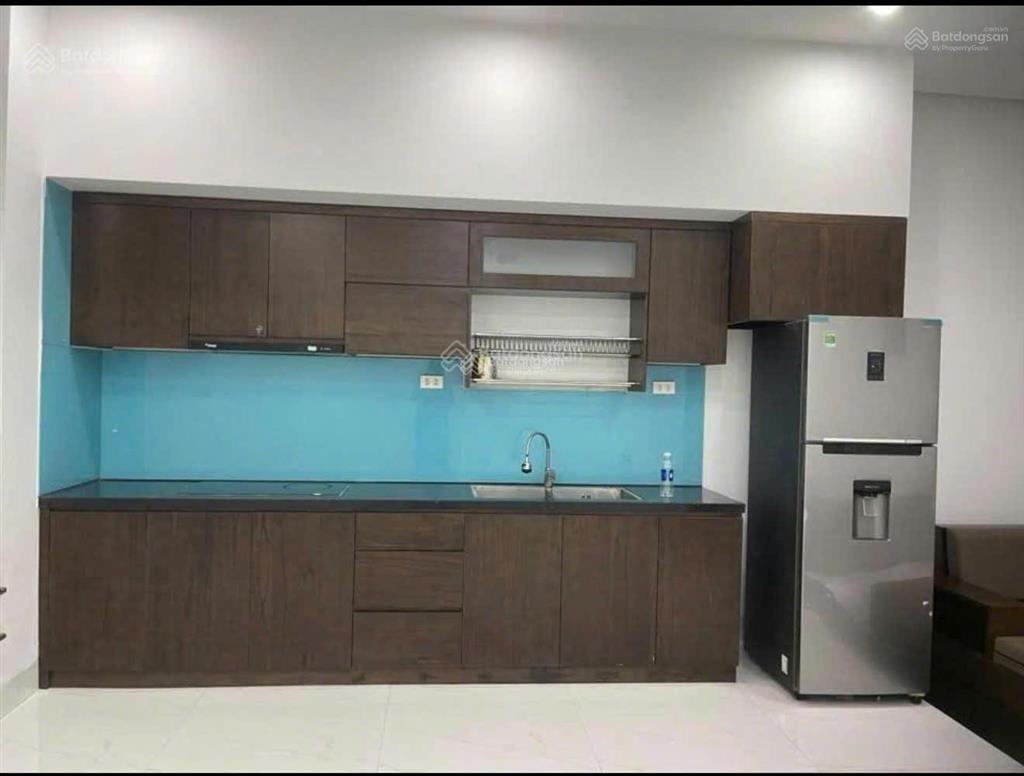 Cho thuê nhà 3 tầng đẹp, sạch sẽ mặt tiền đoàn khuê  khu nam việt á, full nội thất.