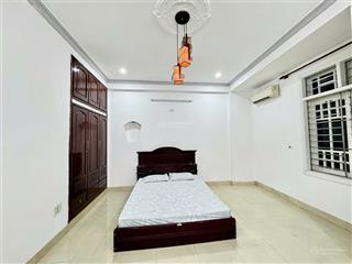 Cho thuê nhà 3,5 tầng sạch đẹp  mặt tiền đường 5m5 tống phước phổ, hòa cường  cạnh quảng trường