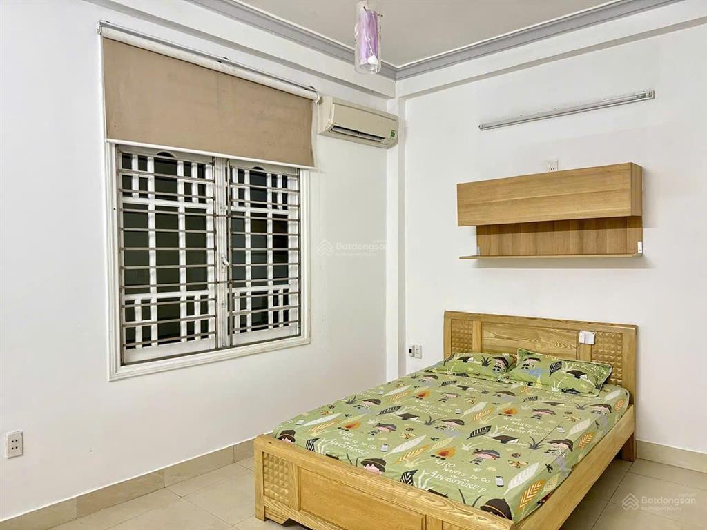 Cho thuê nhà 3,5 tầng sạch đẹp  mặt tiền đường 5m5 tống phước phổ, hòa cường  cạnh quảng trường