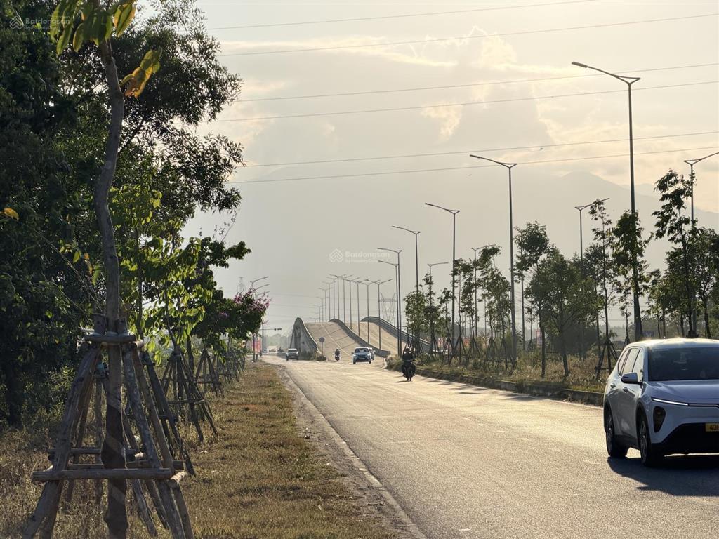 Chào bán 300m đường nam kỳ khởi ngĩa xã hoà tiến đất ở hoàn toàn