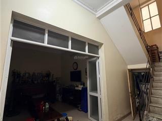 Bán nhà riêng tại dịch vọng, 25,5 tỷ, 80m2, 3pn, 3wc, giá tốt an sinh tuyệt vời