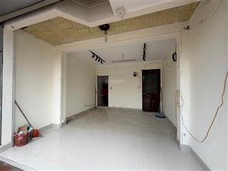 Bán nhà mặt phố tại phố trần quốc hoàn, quận cầu giấy, 31,5 tỷ, 40 m2