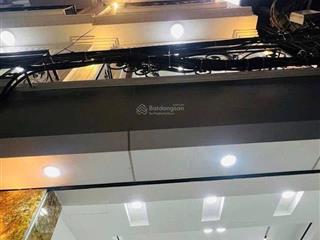 Bán nhà ngõ 133 xuân thủy trung tâm cầu giấy an sinh tuyệt vời 7 tầng thang máy, 35m giá 11.8 tỷ