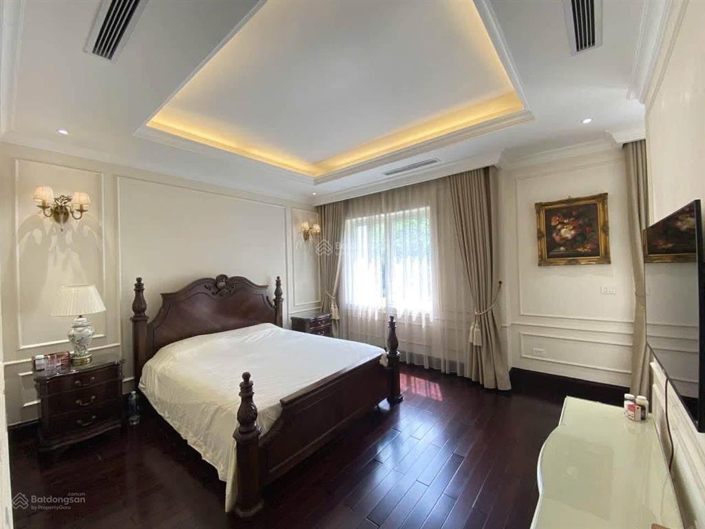 Bán biệt thự vinhomes riverside nằm khu anh đào 10 diện tích 133m xây dựng 4 tầng giá bán 61 tỷ