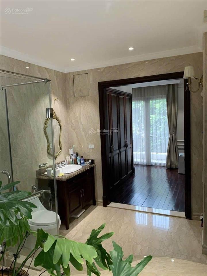 Bán biệt thự vinhomes riverside nằm khu anh đào 10 diện tích 133m xây dựng 4 tầng giá bán 61 tỷ