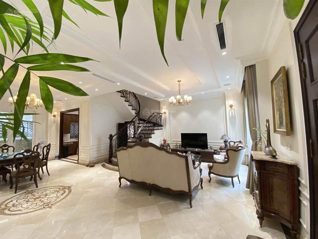 Bán biệt thự vinhomes riverside nằm khu anh đào 10 diện tích 133m xây dựng 4 tầng giá bán 61 tỷ