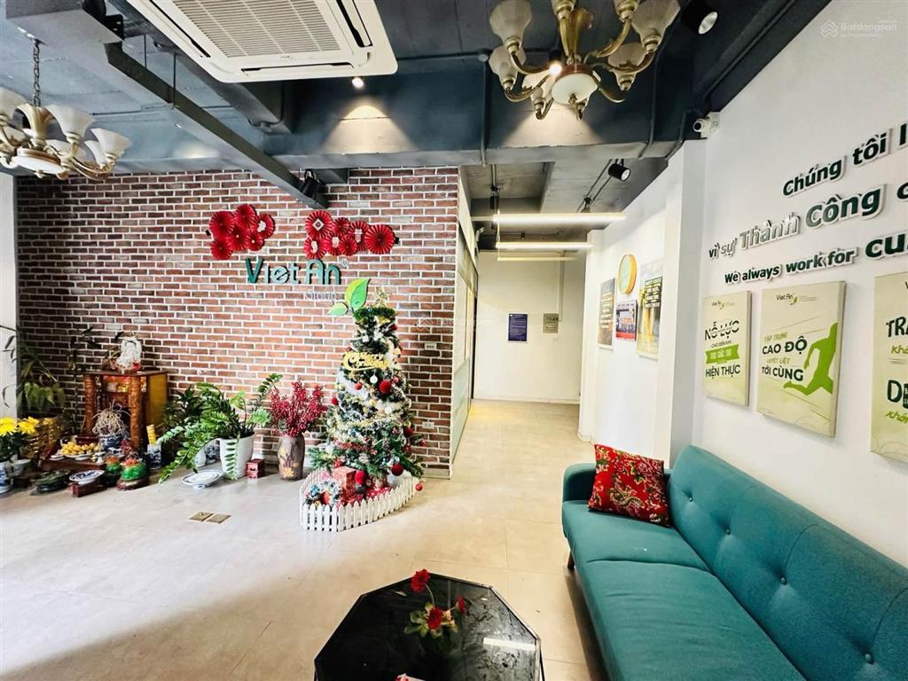Bán biệt thự cực đẹp lô góc 2 mặt tiền tại khu dân cư cao cấp trung văn vinaconex 150m2, giá 55 tỷ