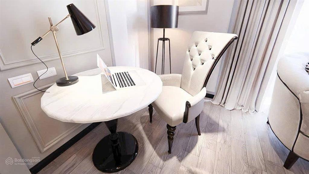 Bán tòa khách sạn cao cấp mặt phố nguyễn thái học đẳng cấp đống đa dòng tiền 3.6 tỷ giá bán 100 tỷ