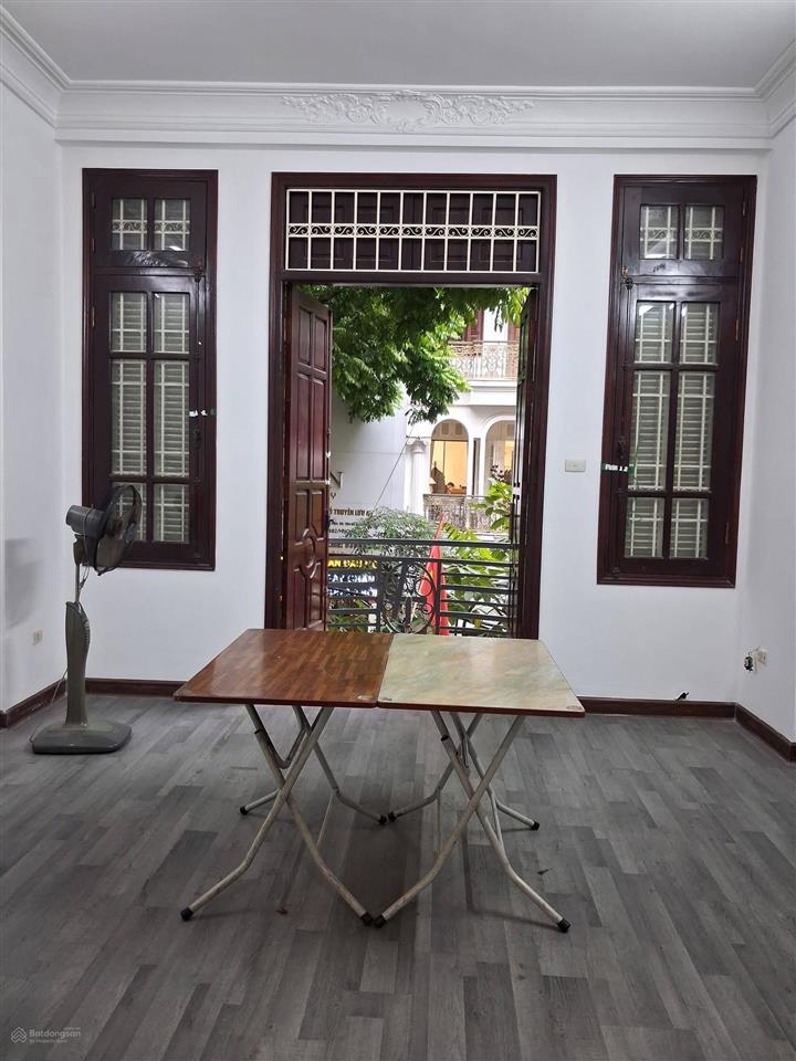 Bán nhà mặt phố võ văn dũng view hồ hoàng cầu vỉa hè ô tô 2 chiều kinh doanh sầm uất 9 tầng 38 tỷ