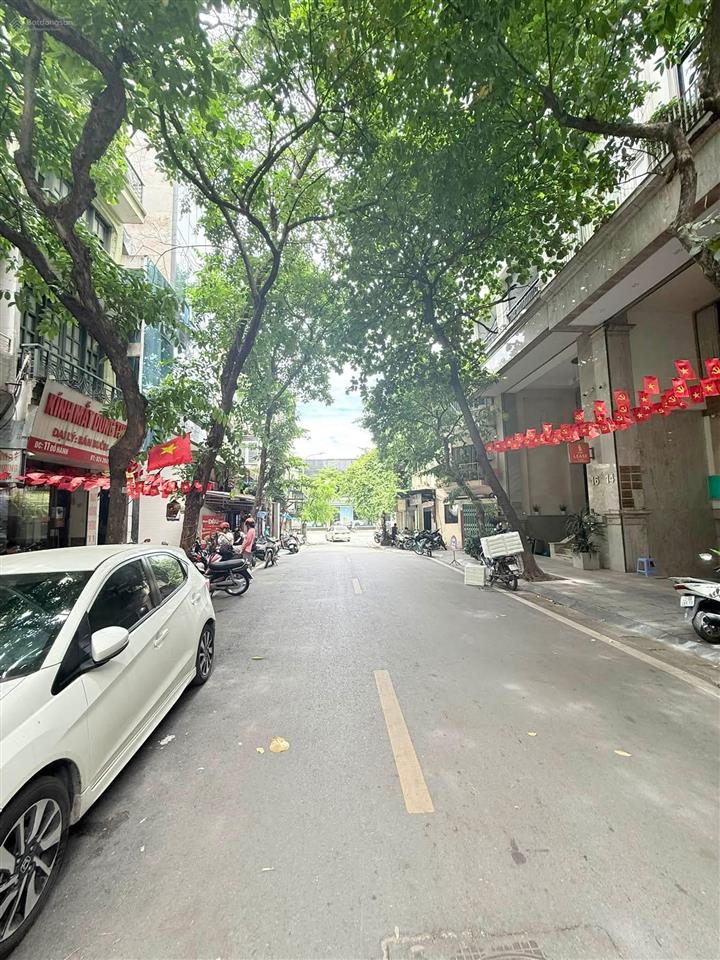 Bán đất tặng nhà 3 tầng mặt phố đỗ hành, phố 2 chiều vỉa hè đá bóng, kinh doanh 141m2 giá bán 100tỷ