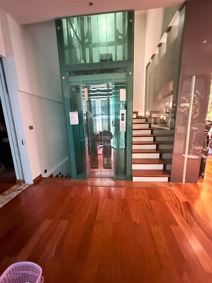 Bán biệt thư vinhome greenbay mễ trì  khu đô thị xa hoa nhất nhì hà nội diện tích 145m giá 96 tỷ