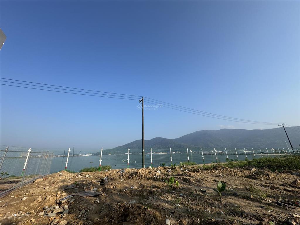 Cho thuê lô đất nguyễn hữu an. view biển. gần quán chân trời góc bể