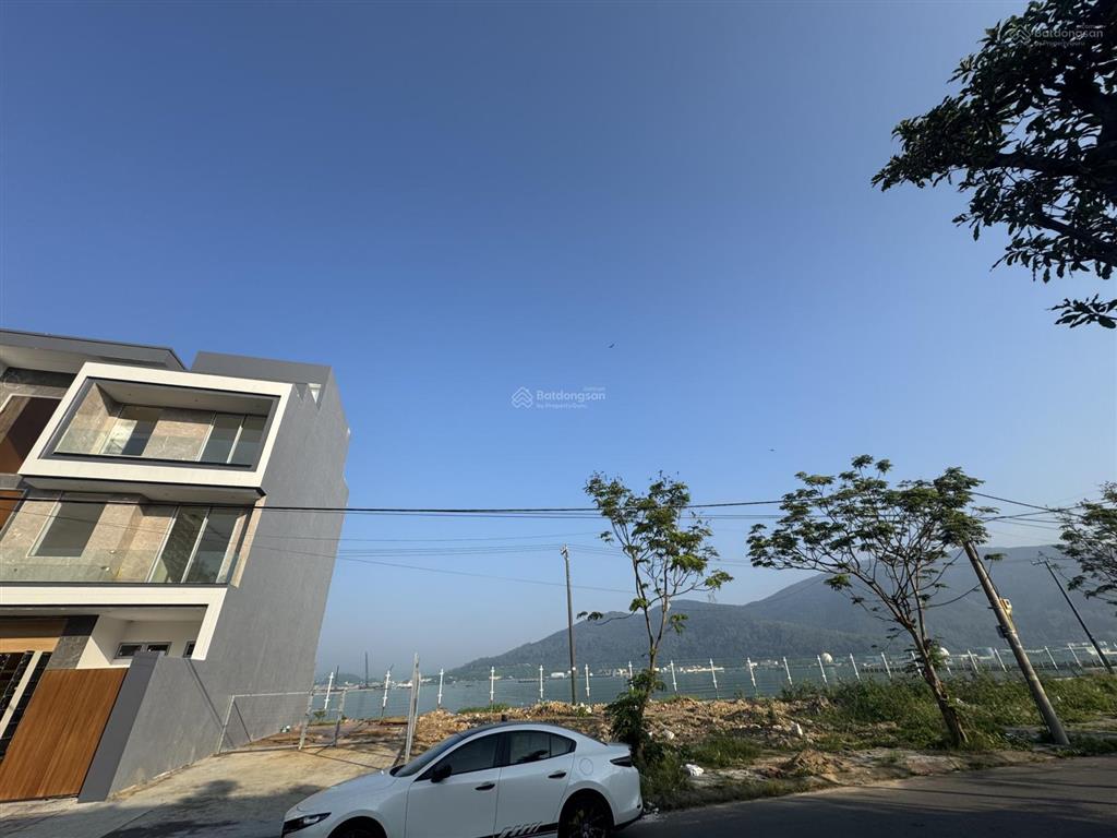 Cho thuê lô đất nguyễn hữu an. view biển. gần quán chân trời góc bể