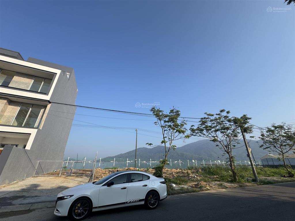 Cho thuê lô đất nguyễn hữu an. view biển. gần quán chân trời góc bể