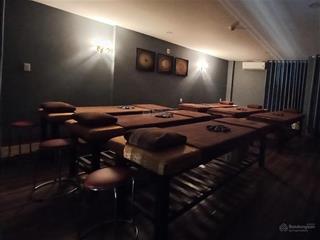 Cho thuê nhà mặt tiền khu phạm văn đồng . thang máy . đầy đủ đồ kinh doanh spa