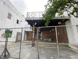 Cho thuê nhà mặt tiền đống đa . ngang 13 mét . trung tâm thành phố