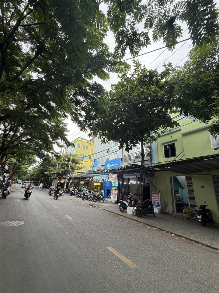 Cho thuê mặt tiền châu thị vĩnh tế. khu sinh viên. 854 m2.