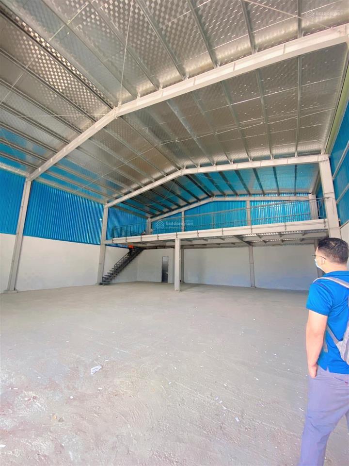 Cho thuê lô góc 2 mặt tiền khu võ văn kiệt. ngay cầu rồng. vị trí đẹp